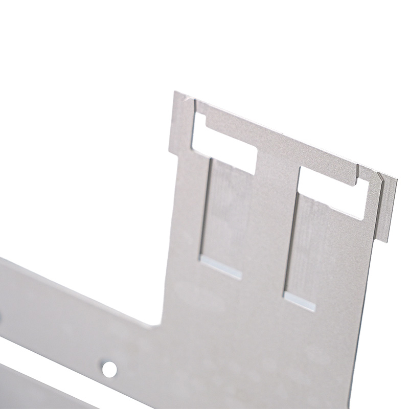 How does the new energy lithium battery coating die head gasket ensure consistent coating thickness for lithium battery pole pieces through high-precision machining?